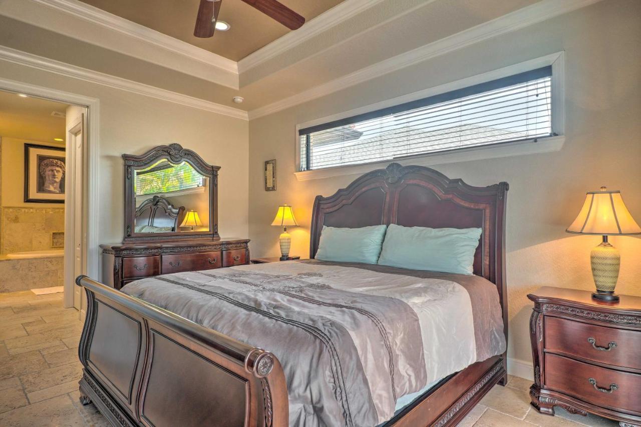 Canalfront Cape Coral Home With Patio And Grill! Extérieur photo