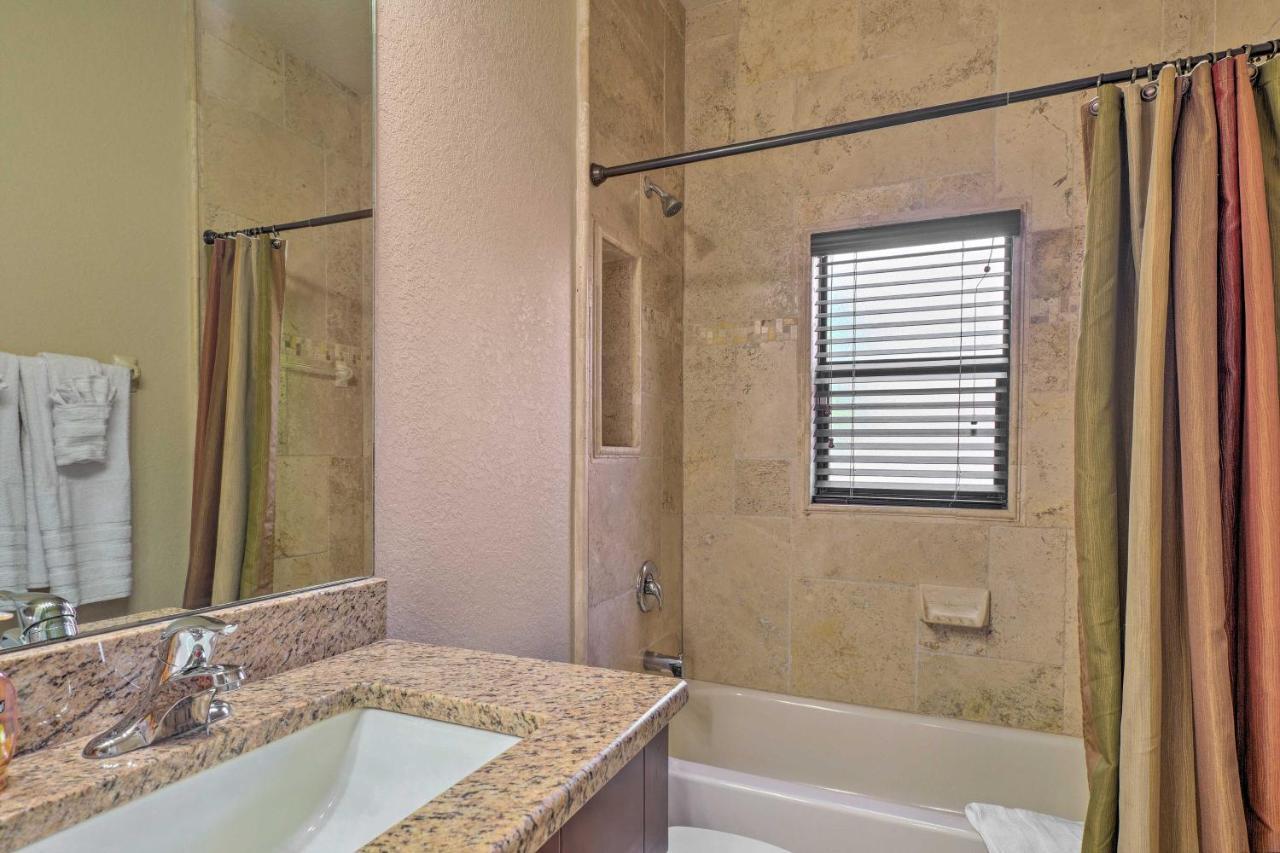 Canalfront Cape Coral Home With Patio And Grill! Extérieur photo
